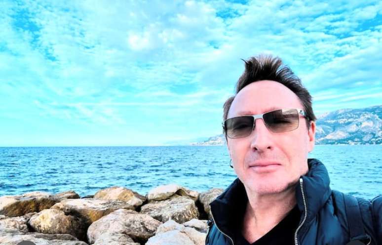 Julian Lennon, filho de John Lennon, usou suas redes sociais para revelar que descobriu um câncer de pele.