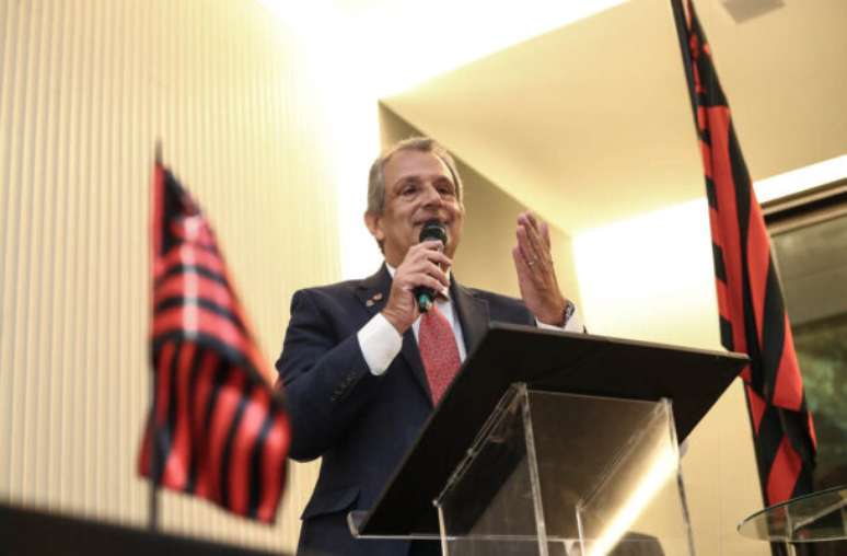 Zico e Raul Plasmann Posse do novo presidente do Flamengo Luiz Eduardo Baptista – Gávea