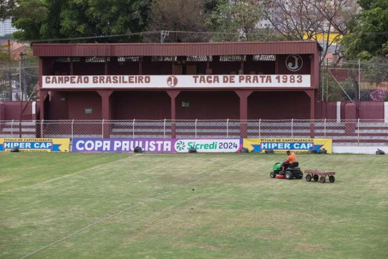 Con el fútbol en crisis, la dirección actual recurre al proyecto SAF y a los préstamos, pero en desacuerdo con los demás mandatos del club.