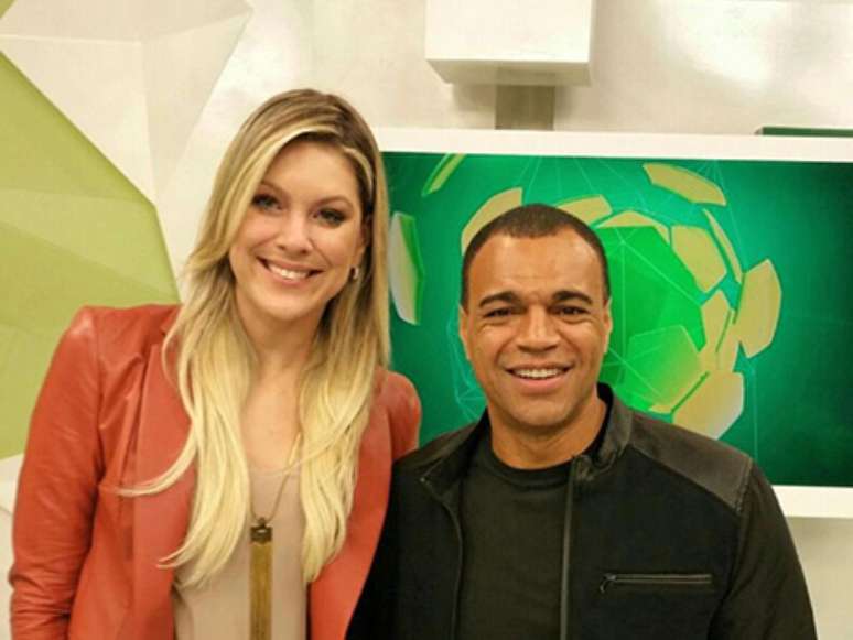 Junto a Renata Fan, Denilson forma un dúo exitoso en el programa 