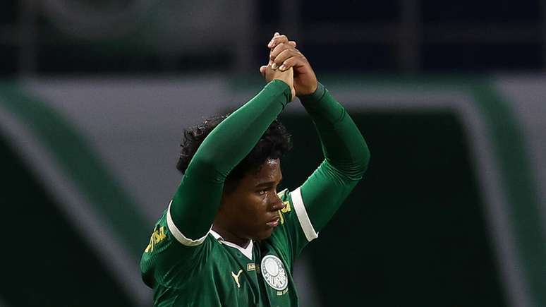 Endrick jogou sua última partida com a camisa do Palmeiras contra o San Lorenzo –