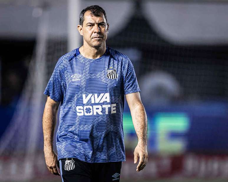 Fabio Carille fue elegido entrenador del Santos para 2024 -