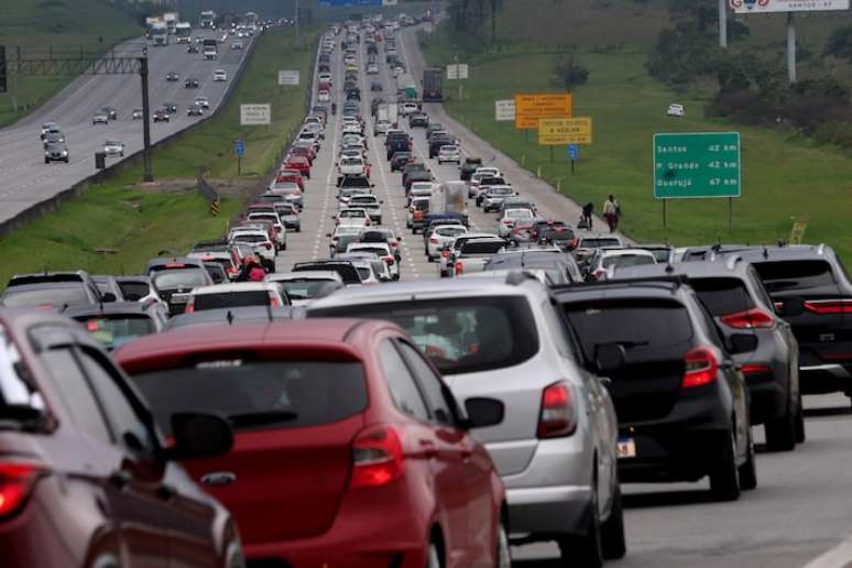 Rodízio de carros em SP ficará suspenso a partir desta segunda, 23.