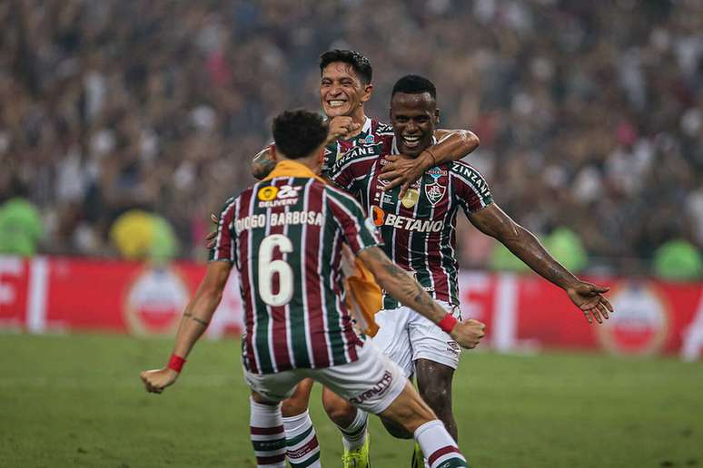 Único momento de alegria do Fluminense em 2024 foi o título da Recopa Sul-Americana –