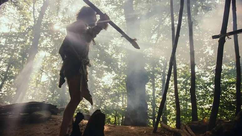 Os neandertais usavam os adesivos para manter as ferramentas unidas