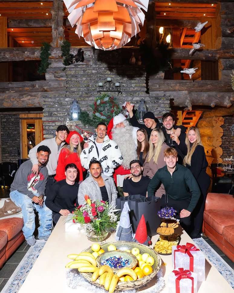 Veja como os famosos celebraram o Natal