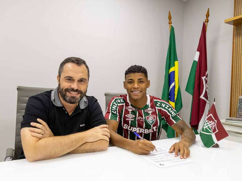 Hércules assinou contrato até dezembro de 2029 com o Fluminense –