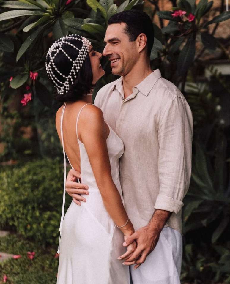 Isis Valverde e Marcus Buaiz se casaram no civil no dia 24 de dezembro de 2024.