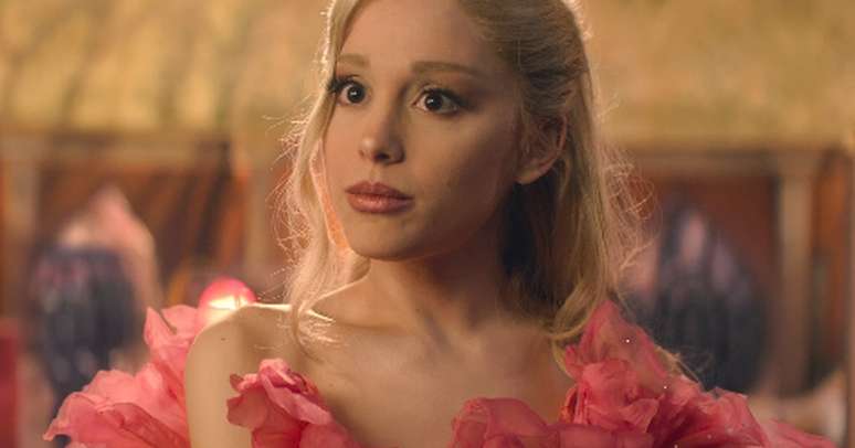 Bastidores de Ariana Grandecomo ganhar na roleta cassino'Wicked'