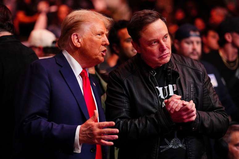 Donald Trump e Elon Musk juntos em evento