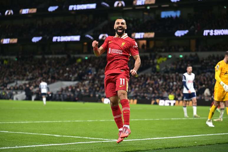 Mohamed Salah (Liverpool) comemorando seu gol contra o Tottenham, no dia 22.12.2024 