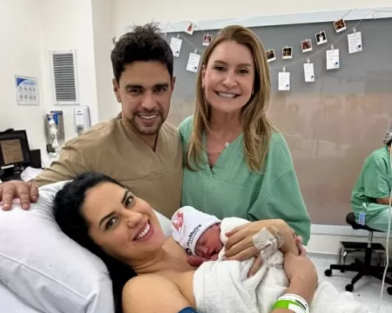 Filha de Zezé com Graciele nasceu na noite de Natal