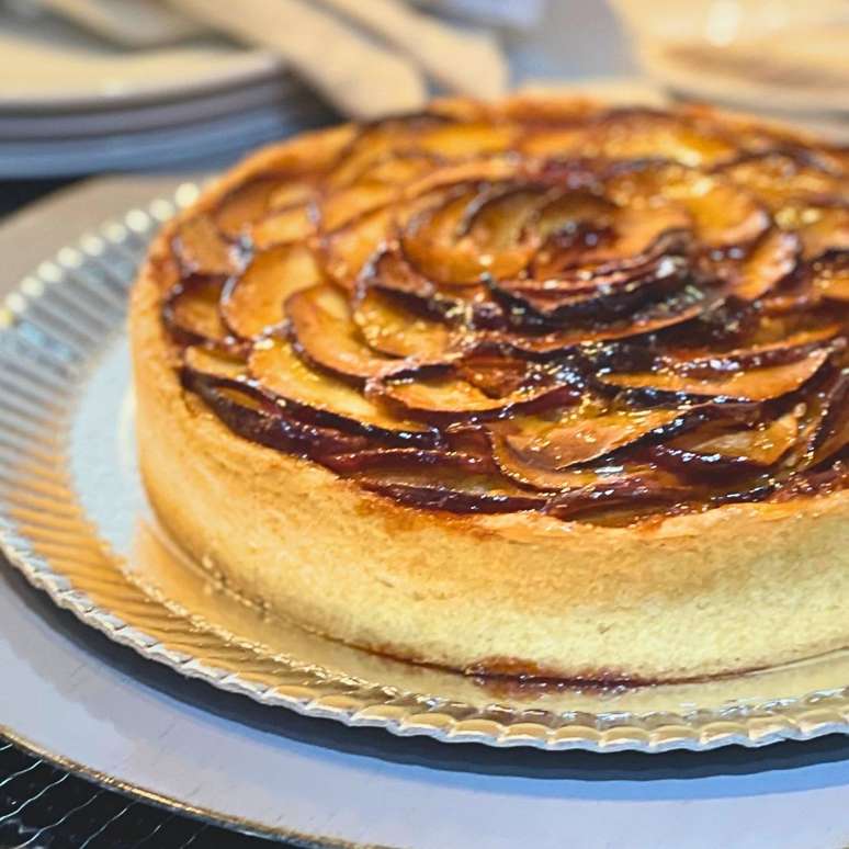 Torta de maçã com creme frangipane