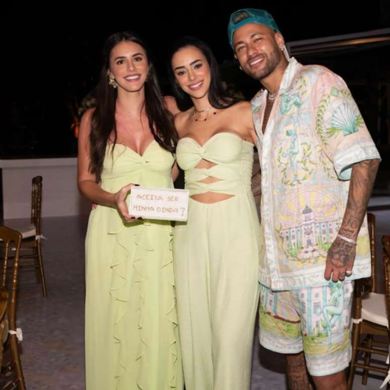 Bruna Biancardi, Bianca Biancardi e Neymar no chá revelação da segunda filha do casal.