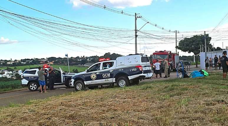 Atleta morre após bater paramotorbitb pokerrede de telefonia no interior de São Paulo