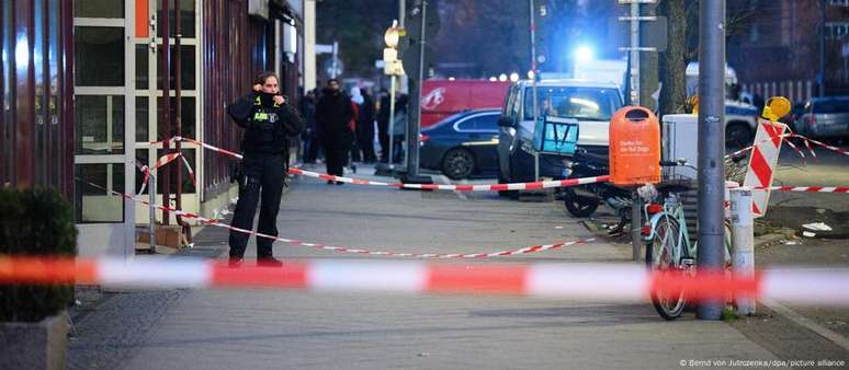 Ataque ocorreu em frente a um supermercado na Quedlinburger Straße