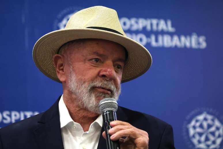 Depois de cirurgias, presidente Lula apresenta melhora progressiva, informaram médicos