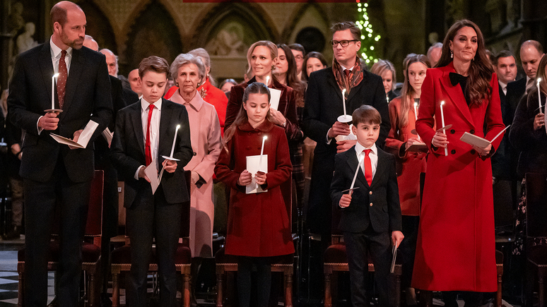 Família real na Abadia de Westminster