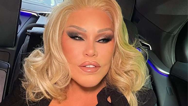 Socialite Jocelyn Wildenstein, known as “catwoman” for countless plastic surgeries, dies