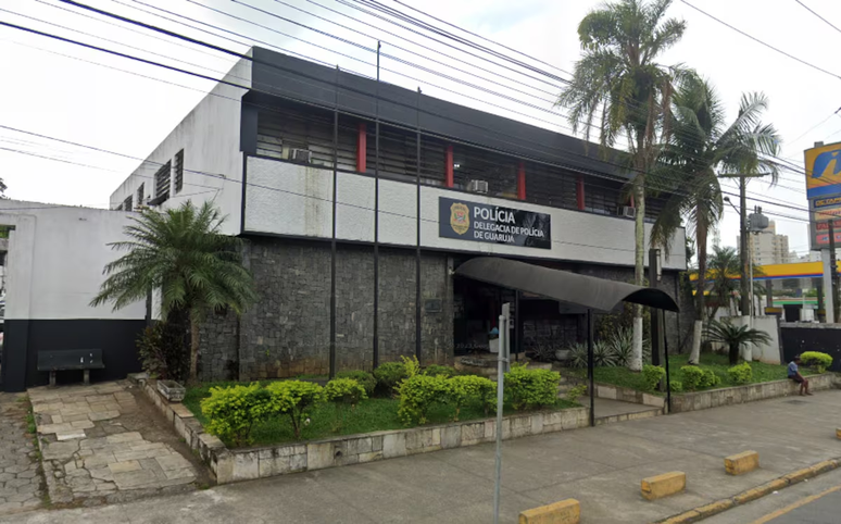 Turista chinês é baleado na perna esquerda durante assalto em praia no Guarujá; caso é investigado 