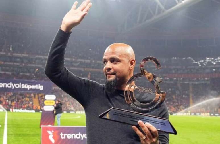 Fluminense says goodbye to Felipe Melo: ‘Name immortalized in history’