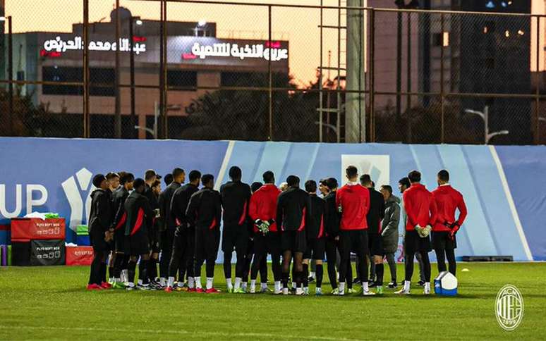 Treino do Milan em Riade; Rossoneri avançarão à final? –