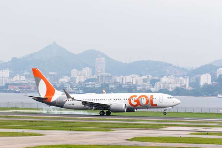 Dívidas da Gol chegam a R$ 5 bilhões e da Azul a R$ 2,5 bilhões.