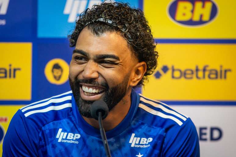 Gabigol foi apresentado pelo Cruzeiro