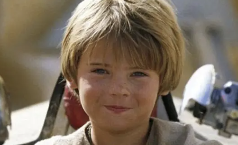 Jake Lloyd interpretou Anakin Skywalker em Star Wars: Episódio I - A Ameaça Fantasma.