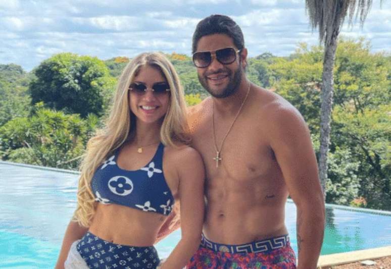 Hulk e Camila celebraram o casamento na última secta-feira (3) –