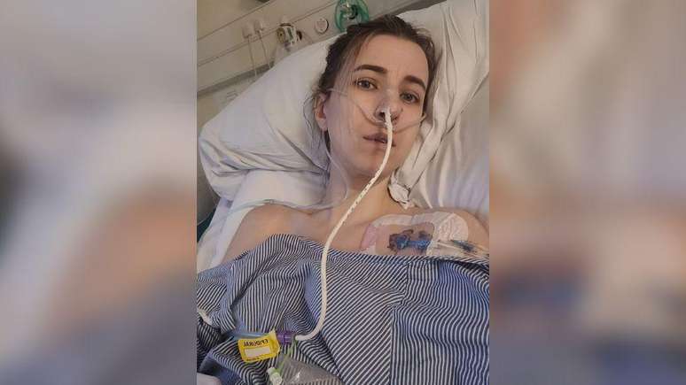 Faye Louise conta que começou a planejar seu próprio funeral depois que um tumor foi encontrado em seu apêndice