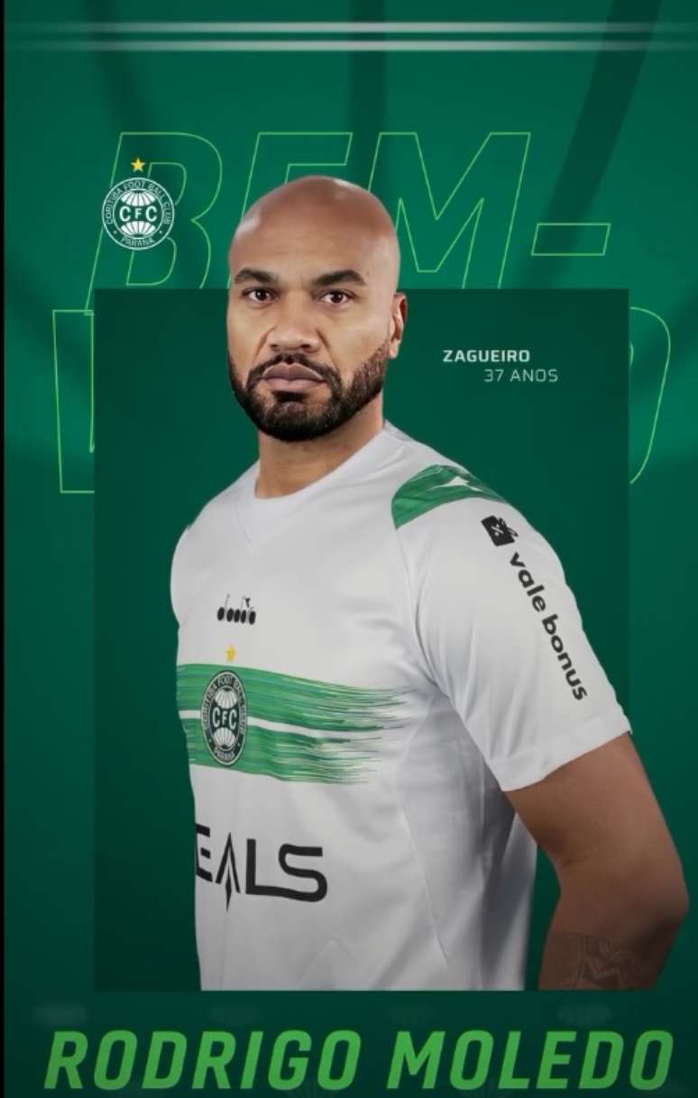 Rodrigo Moledo é anunciado pelo Coritiba. 