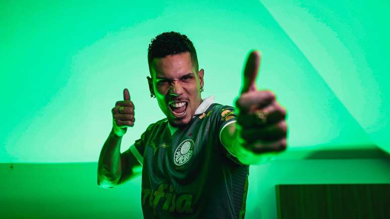 Paulinho é um dos reforços do Palmeiras para 2025 –