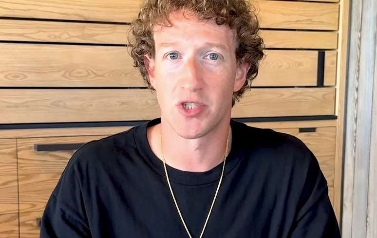 Mark Zuckerberg, dono da Meta, responsável pelo Facebook, Instagram e WhatsApp, surpreende usuários com novas regras.