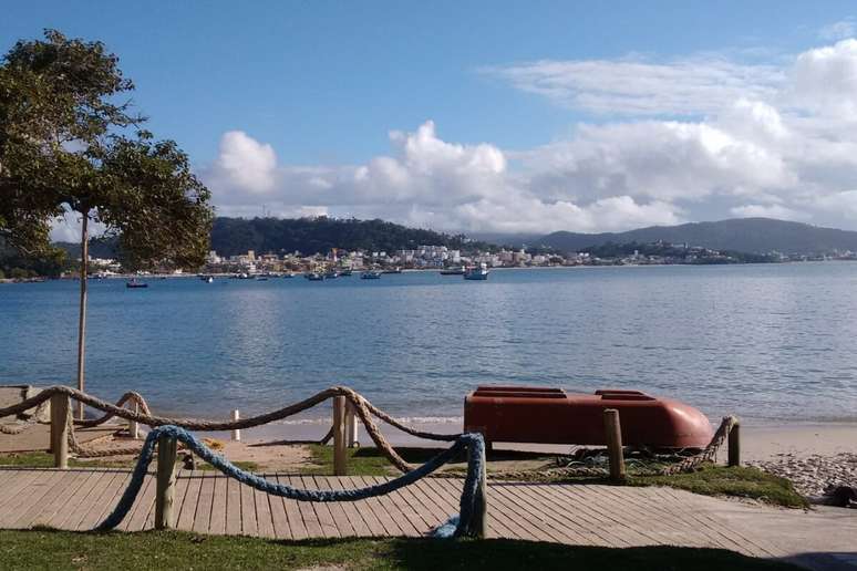 A Praia da Sepultura é famosa por sua calmaria 