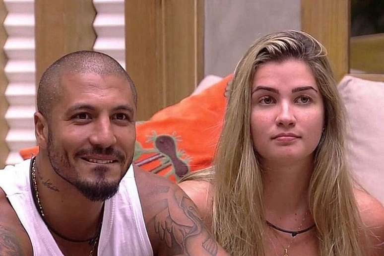 Depois de idas e vindas, Aline e Fernando permanecem juntos 