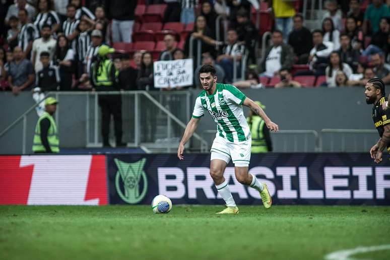 Ronie Carrillo atuando pelo Juventude. 