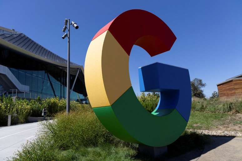 Logotipo do Google fora das instalações do Google Bay View
13/08/2024
REUTERS/Manuel Orbegozo