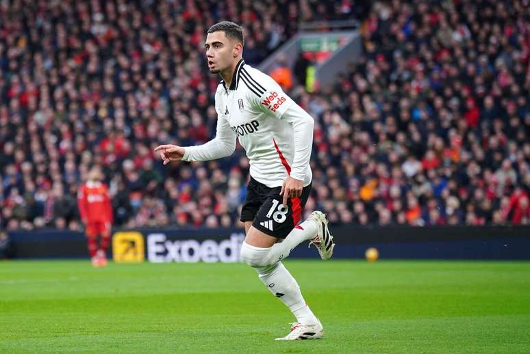 Andreas Pereira (Fulham) comemorando seu gol contra o Liverpool, no dia 14.12.2024 