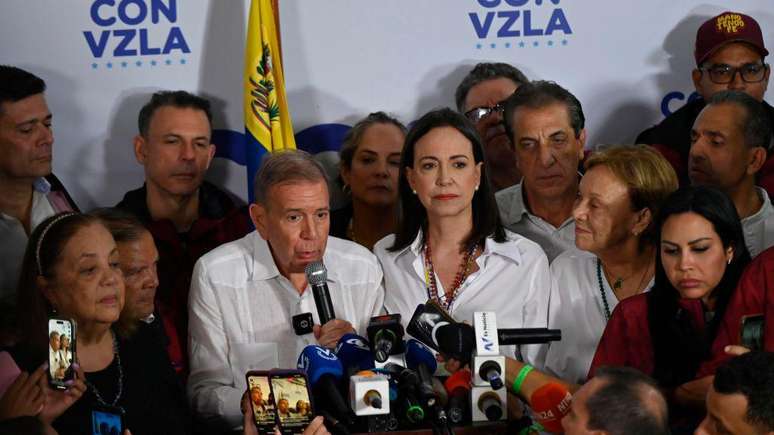 Edmundo González e María Corina Machado publicaram a maioria dos registros de votação após as eleições de 28 de julho