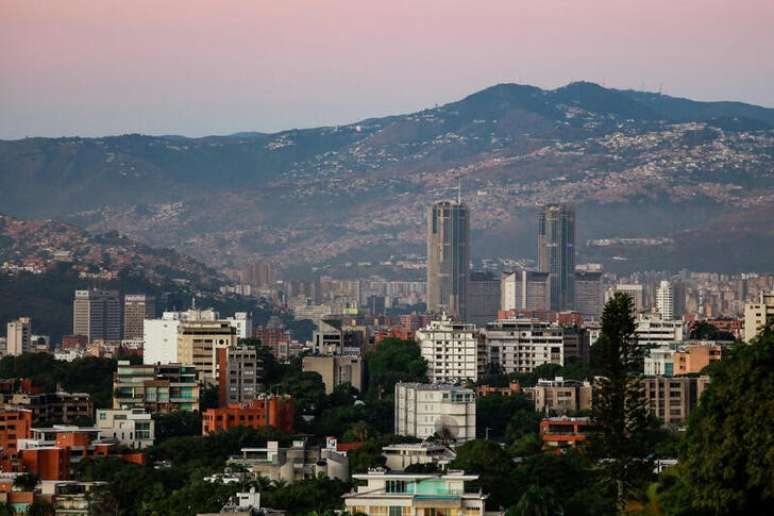 Vista geral de Caracas, na Venezuela, no dia da posse do presidente Nicolás Maduro, para um terceiro mandato de seis anos
10/01/2025
REUTERS/Leonardo Fernandez Viloria