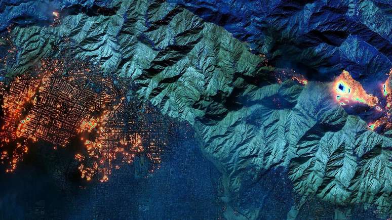 A topografia montanhosa da área de Los Angeles pode tornar os incêndios mais intensos