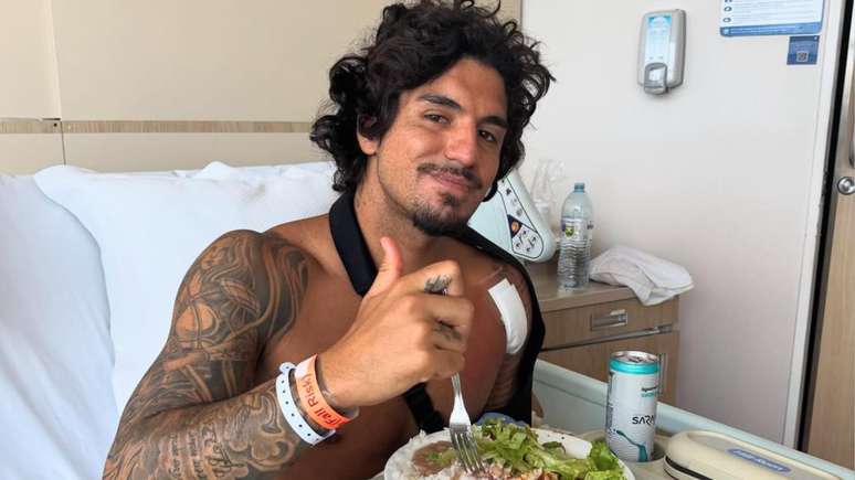 Gabriel Medina sofre lesão no ombro e fica fora de competição