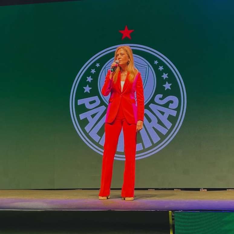 Leila Pereira em evento da apresentação do novo patrocinador do Palmeiras