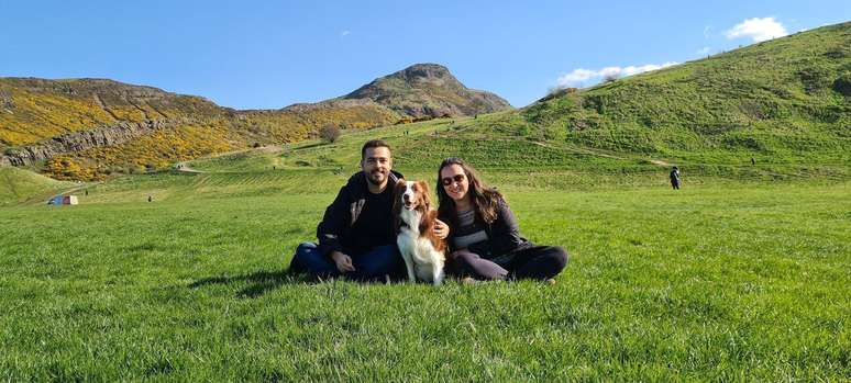 Raphael, Gaia e Isabella durante viagem para Edimburgo, na Escócia