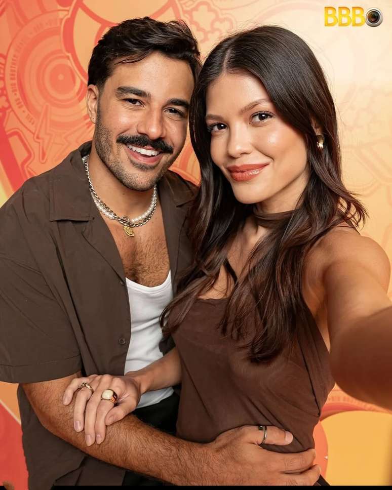 Mateus Pires e Vitória Strada