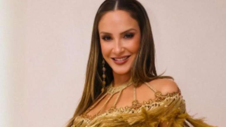 Claudia Leitte perde processo trabalhista e é condenada a pagar multa; entenda