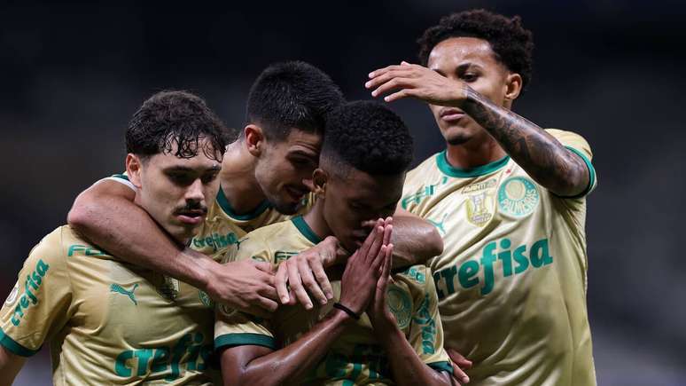 Palmeiras busca um tetracampeonato inédito do Paulistão –