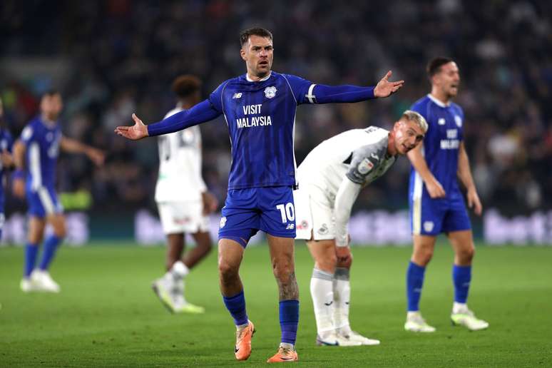 Cardiff e Swansea são duas das equipes galesas que jogam nas divisões inglesas –