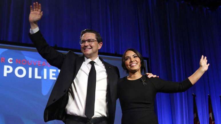 Pierre Poilievre e a mulher, Anaida, têm dois filhos pequenos